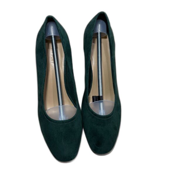 Oak + Fort Microsuede Round Toe Pump - Forest Green 10 - Picture 4 of 9